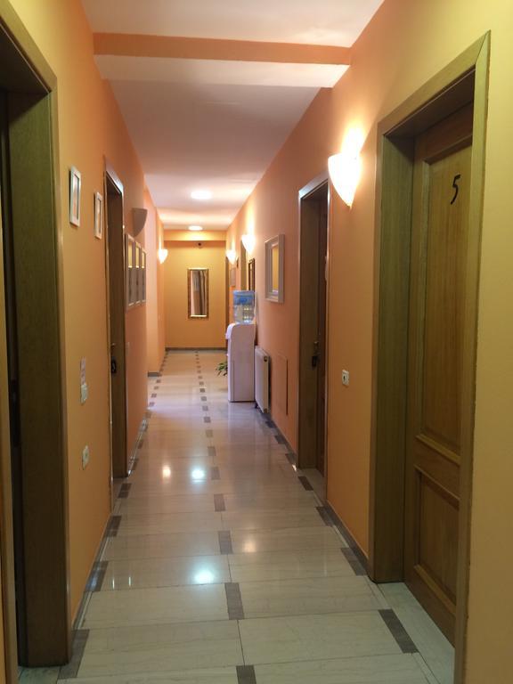 Stephen Center B&B Tirana Extérieur photo